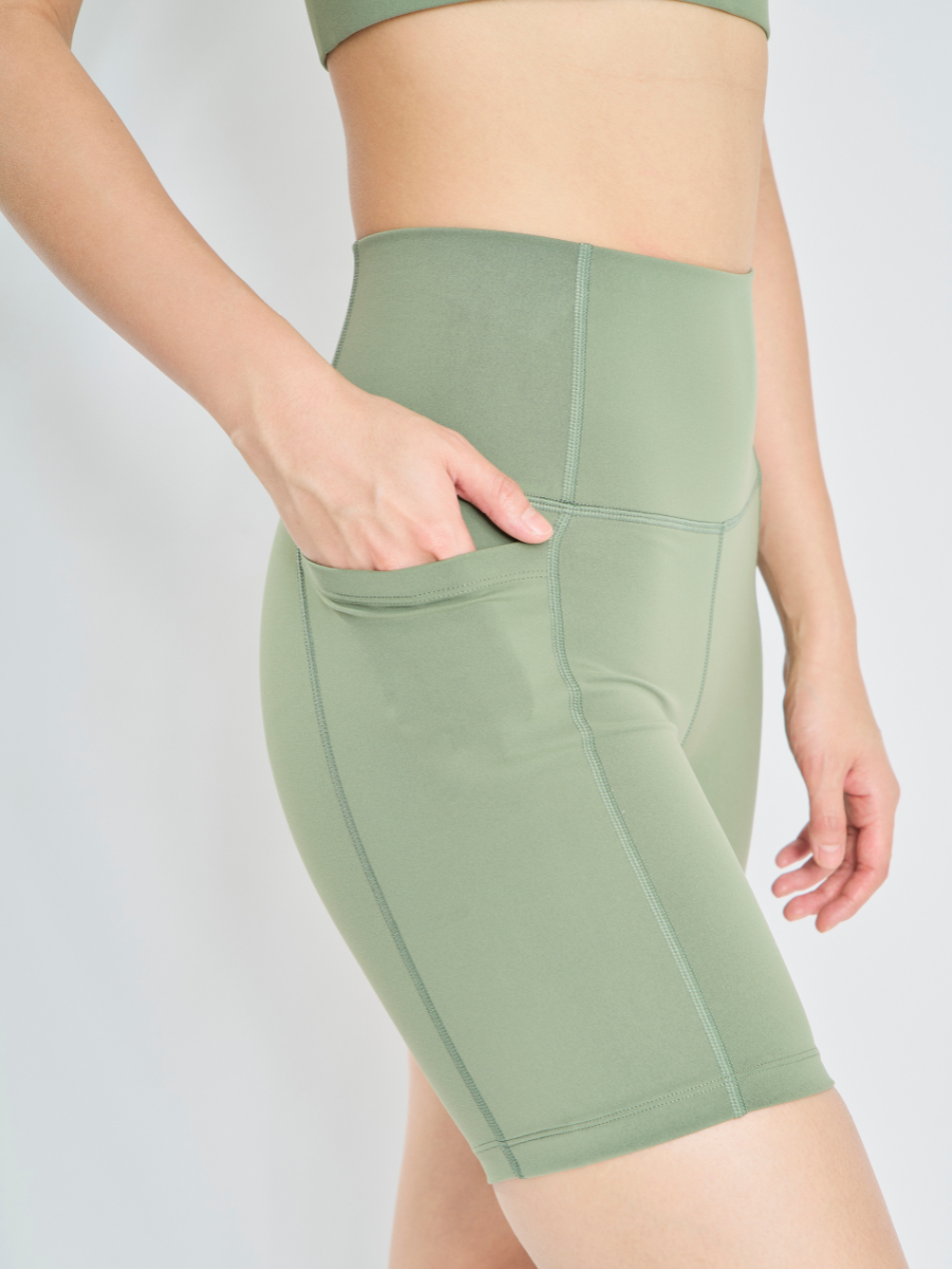 Easy Sprint 6” *Pocket Shorts in Sage Green