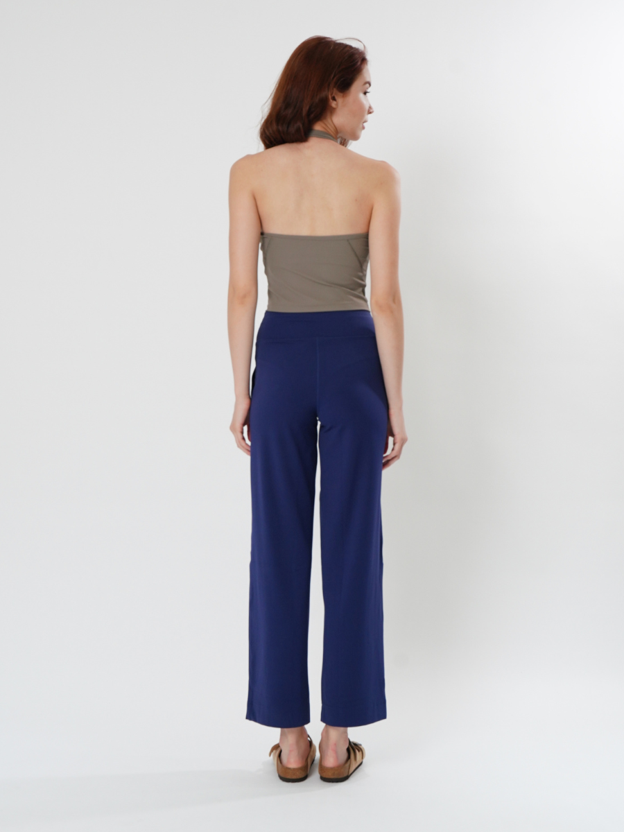 Weekend *Ribbed Padded Halter