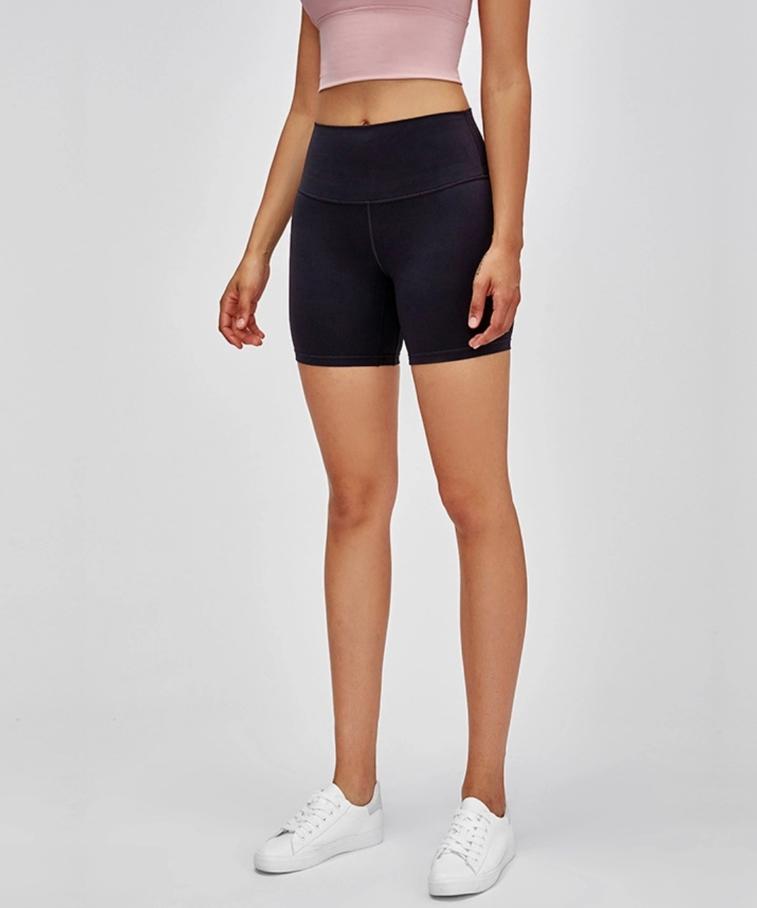 Easy Sprint 6” Shorts in Black