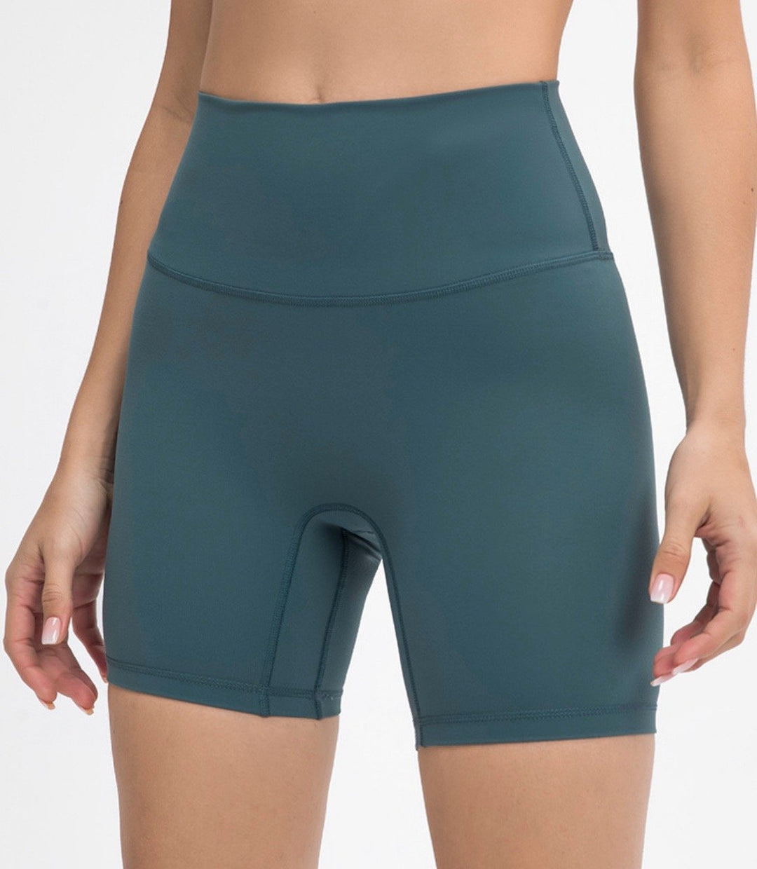 Easy Sprint 6” *Seamless Shorts in Fern Green